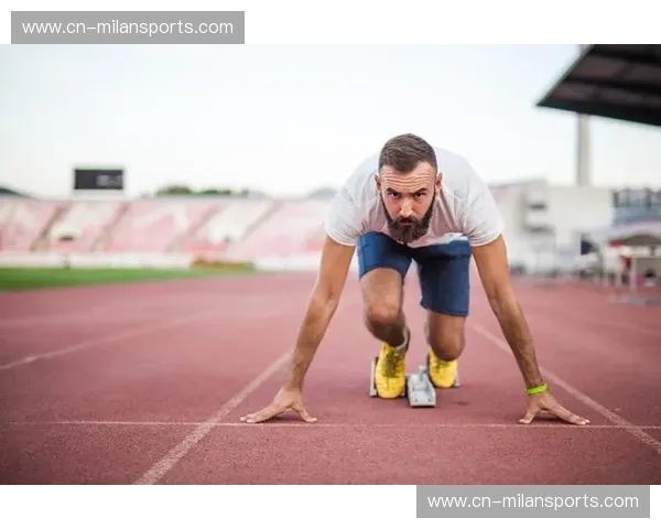 瞬时的爆发还是持久的博弈？揭秘长跑与短跑背后的“人生加速规”